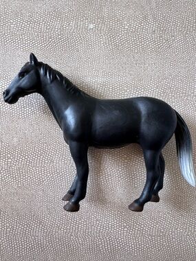 BRUDER Black Horse Figure 2008